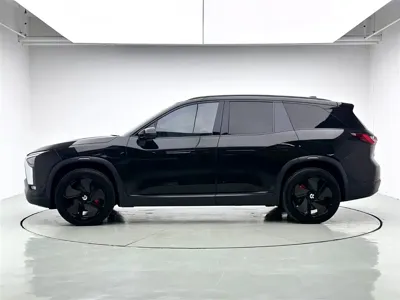 Nio ES8 2022, 94000 км, за 19714.43 USD