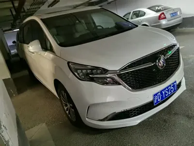 Buick GL8 2020, 28000 км, за 23004.47 USD