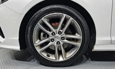 Hyundai Sonata 2019, 84102 км, за 8533.54 USD