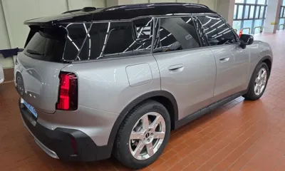 MINI Countryman 2025, 4040 км, за 25732.91 USD