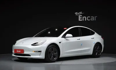 Tesla Model 3 · 2021 год