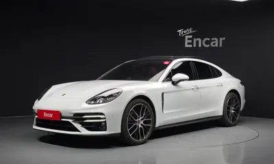Porsche Panamera · 2023 год