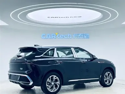 Hongqi Hongqi HS3 PHEV 0, 100 км, за 16156.25 USD
