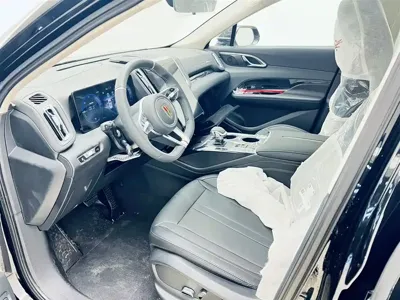 Hongqi Hongqi HS3 PHEV 0, 100 км, за 16156.25 USD - фото 14