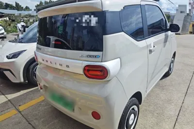 Wuling Hongguang MINIEV 2024, 20500 км, за 6705 USD - фото 6