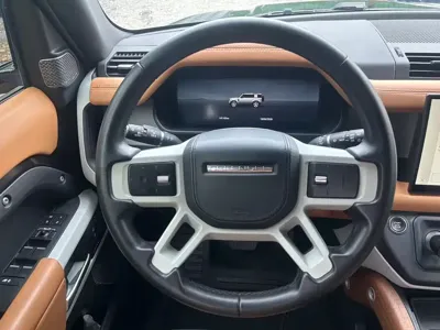 Land Rover Defender 2024, 40000 км, за 88240.37 USD - фото 8