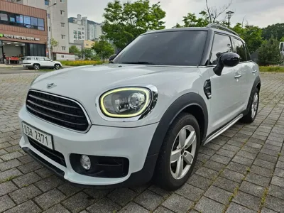 MINI Countryman 2018, 105900 км, за 6055.87 USD