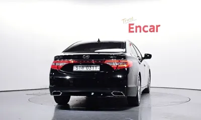 Hyundai Grandeur 2016, 111661 км, за 4923.2 USD