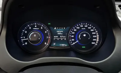 Hyundai Grandeur 2016, 111661 км, за 4883.76 USD - фото 8