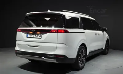 Kia Canival 2023, 49448 км, за 16511.73 USD