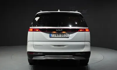 Kia Canival 2023, 49448 км, за 16511.73 USD