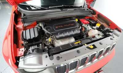 Jeep Renegade 2020, 32601 км, за 10423.46 USD - фото 6
