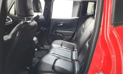 Jeep Renegade 2020, 32601 км, за 10423.46 USD - фото 11