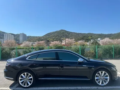 Volkswagen Arteon 2022, 76600 км, за 18379.94 USD