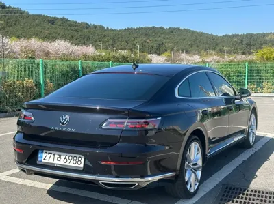 Volkswagen Arteon 2022, 76600 км, за 18379.94 USD