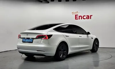 Tesla Model 3 2022, 76523 км, за 23778.51 USD