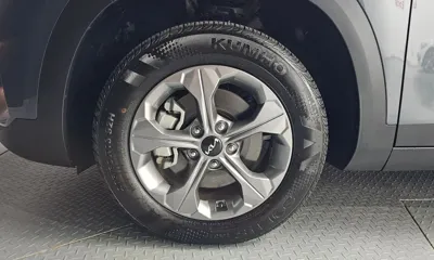 Kia Seltos 2025, 6645 км, за 15660.4 USD