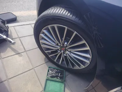 Hongqi H9 2023, 23900 км, за 29471 USD - фото 9