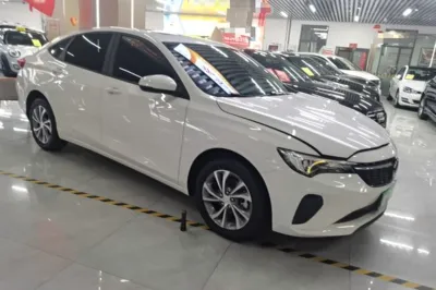 Buick Verano 2023, 3500 км, за 12793 USD