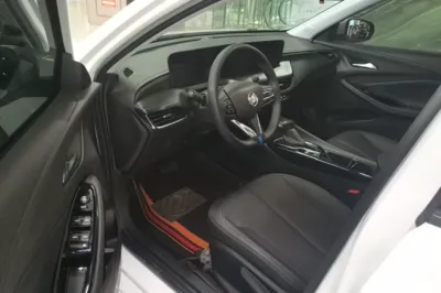 Buick Verano 2023, 3500 км, за 12793 USD - фото 18