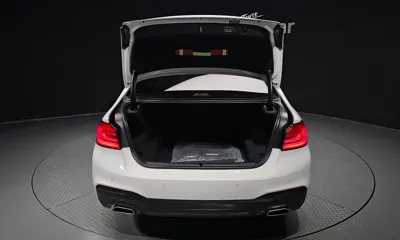 BMW 5-Series 2018, 88738 км, за 16604.8 USD - фото 20