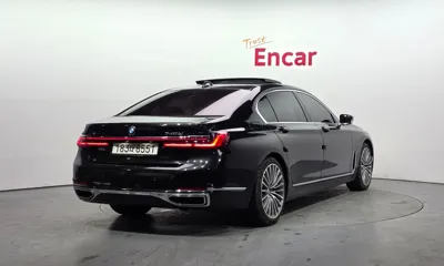 BMW 7-Series 2022, 101345 км, за 35011.56 USD