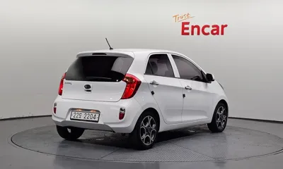 Kia Morning 2015, 84960 км, за 3239.03 USD