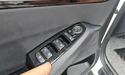 Kia Seltos 2024, 7295 км, за 18708.15 USD - фото 36