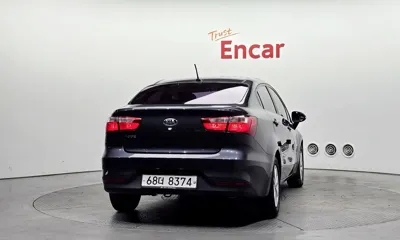 Kia Pride 2015, 55671 км, за 4400.94 USD