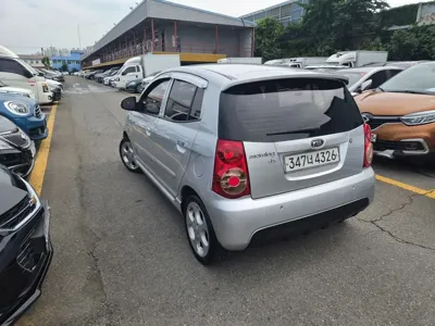Kia Morning 2008, 85960 км, за 1628.67 USD