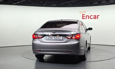 Hyundai Sonata 2010, 183472 км, за 1765.79 USD