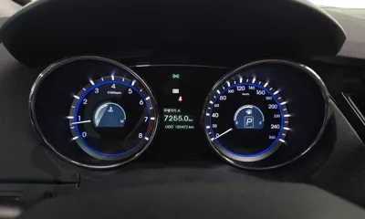Hyundai Sonata 2010, 183472 км, за 1765.79 USD - фото 8