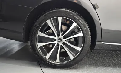 Mercedes-Benz E-Class 2021, 15404 км, за 30803.83 USD
