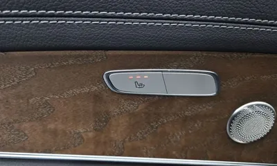 Mercedes-Benz E-Class 2021, 15404 км, за 30803.83 USD - фото 31