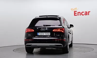 Audi Q5 2020, 79939 км, за 21162.98 USD