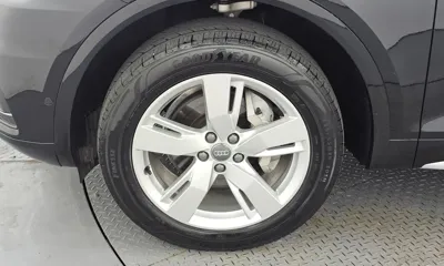 Audi Q5 2020, 79939 км, за 21162.98 USD