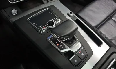 Audi Q5 2020, 79939 км, за 21162.98 USD - фото 9