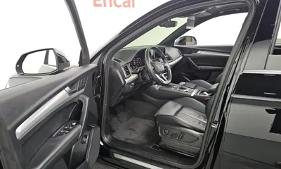 Audi Q5 2020, 79939 км, за 21162.98 USD - фото 10