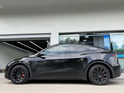 Tesla Model Y 2022, 69000 км, за 22694.6 USD