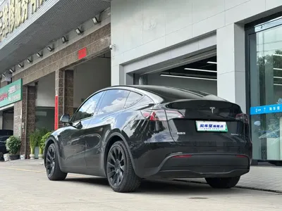Tesla Model Y 2022, 69000 км, за 22694.6 USD