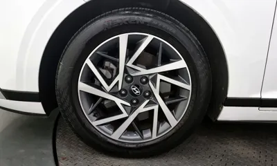 Hyundai Grandeur 2024, 33887 км, за 18970.72 USD