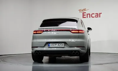 Porsche Cayenne 2020, 82021 км, за 53420.22 USD