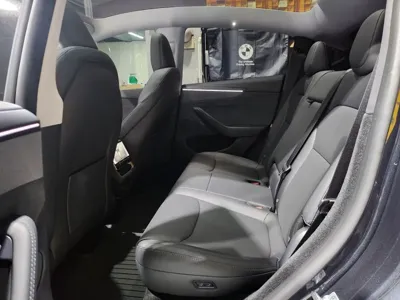 Tesla Model Y 2025, 1050 км, за 33867.28 USD - фото 9