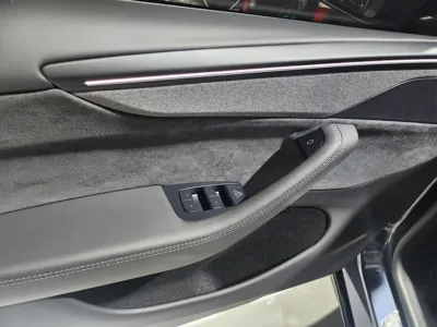 Tesla Model Y 2025, 1050 км, за 33867.28 USD - фото 16
