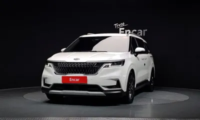 Kia Canival 2021, 88729 км, за 15989.43 USD
