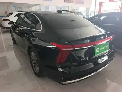 Hongqi Hongqi H5 2024, 48800 км, за 14542.56 USD