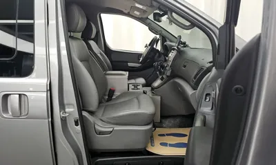 Hyundai Starex 2015, 44992 км, за 9668.51 USD - фото 11