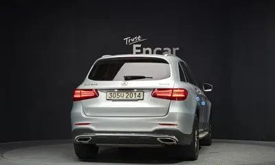 Mercedes-Benz GLC-Class 2019, 123384 км, за 15287.55 USD - фото 4
