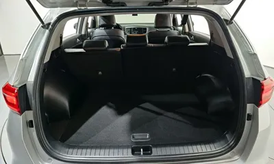 Kia Sportage 2019, 40993 км, за 10927.14 USD - фото 20