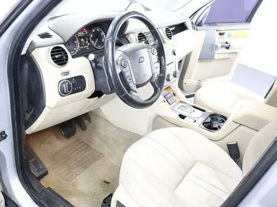 Land Rover Discovery 2013, 392145 км, за 5875.02 USD - фото 18